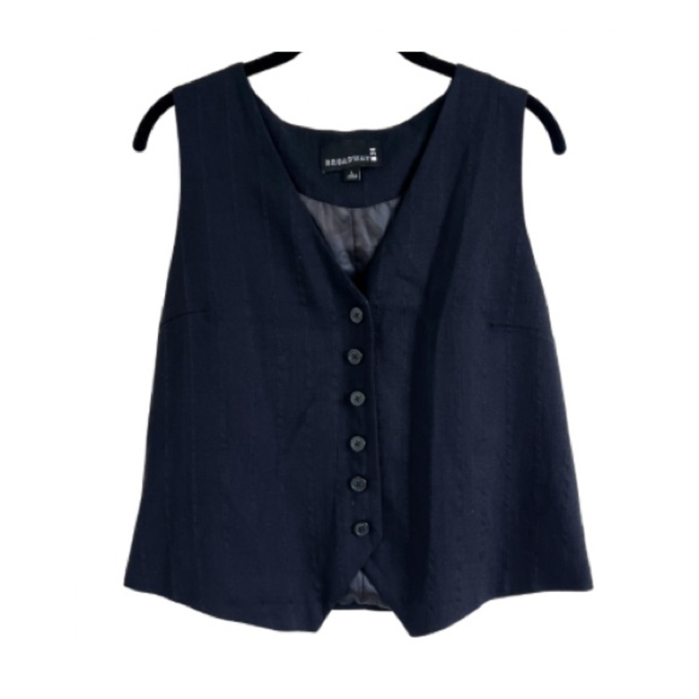 Broadway 38 | Black Button-Down Sleeveless Vest Top